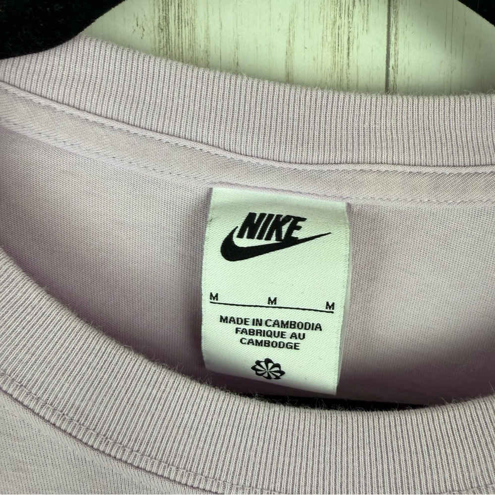 Nike Swoosh Lavender Crop Top - Picture 5 of 7
